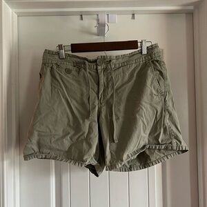 Old Navy Cargo-style shorts